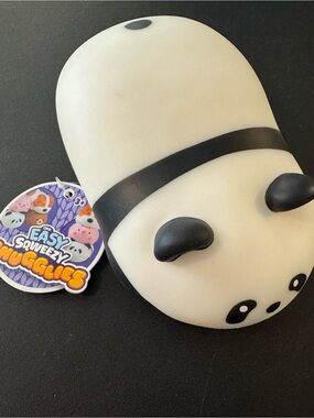 Orb Easy Sqweezy Snugglies Panda Squish